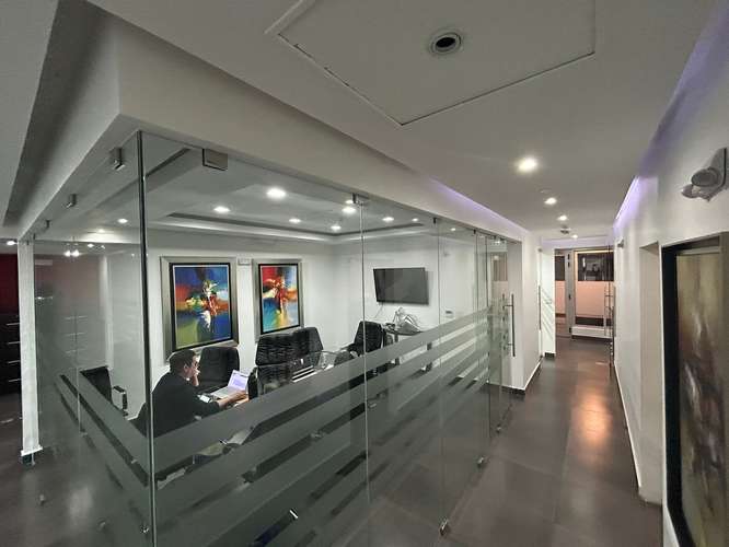 ALQUILER DE OFICINA DE 180 m2 EN OBARRIO, PH OFFICE ONE - Imagen 18