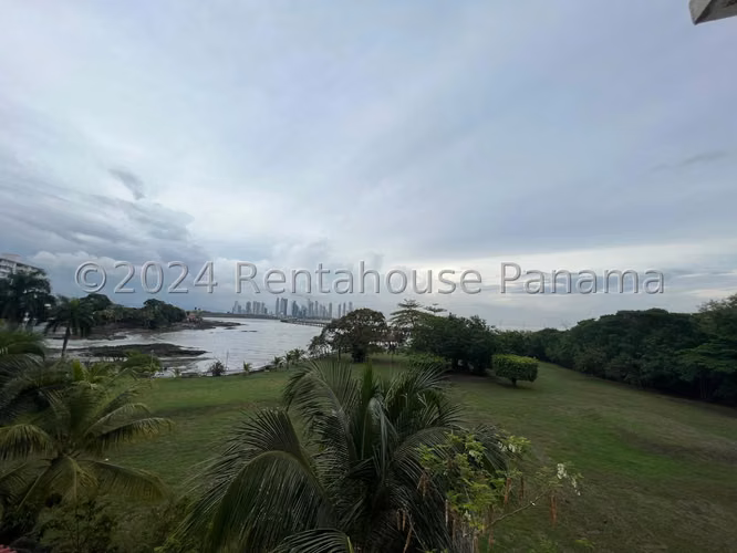 Venta de Apartamento de 606 m2 en PH Belvedere Park, Coco del Mar 26-2778GG
