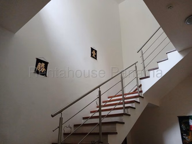 Venta de Casa Exclusiva en PH Nativa, Panamá Pacífico 26-1641GG