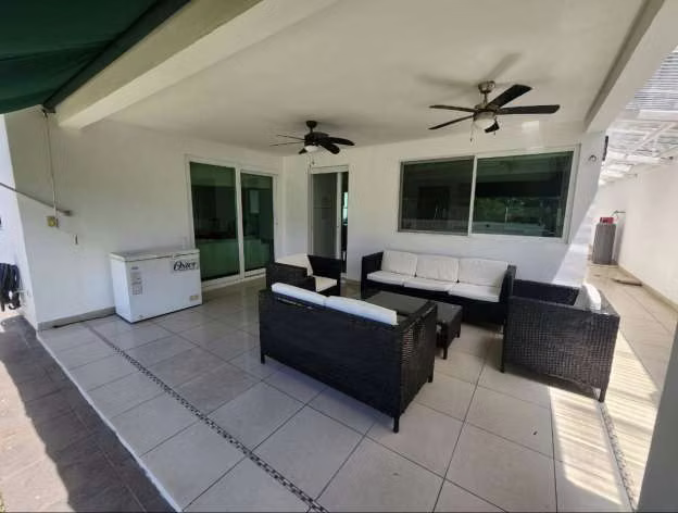 ALTOS DE PANAMÁ /HORIZONTES S/ 4 HABITACION / 410 M /4 BAÑO / DUPLEX
