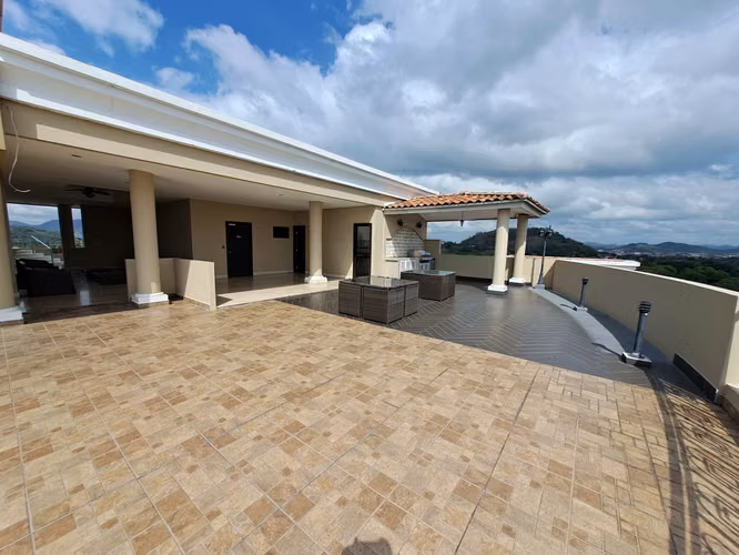 Apartamento en Venta – PH Amador Heights,