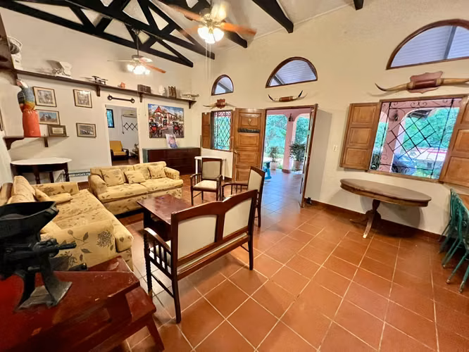 LA PINTADA FINCA CON CASA EN VENTA