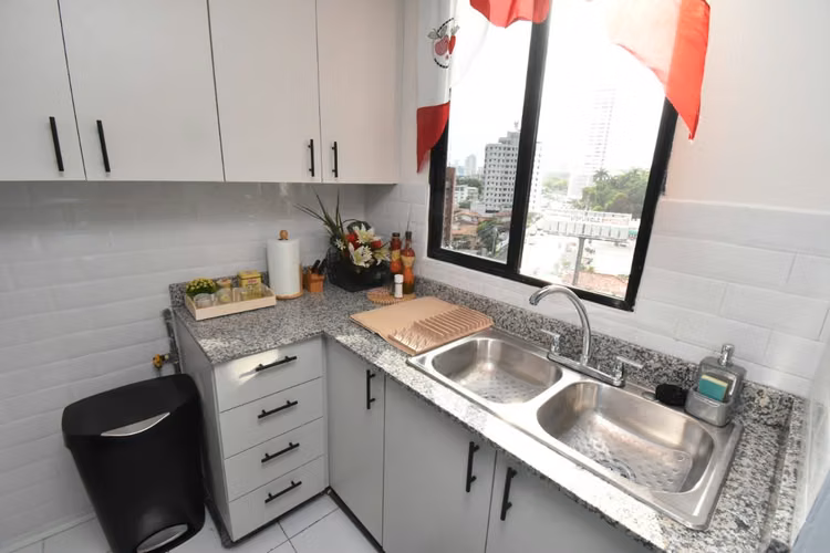 VENTA! Céntrico – Apartamento de 3 recámaras con excelente distribución