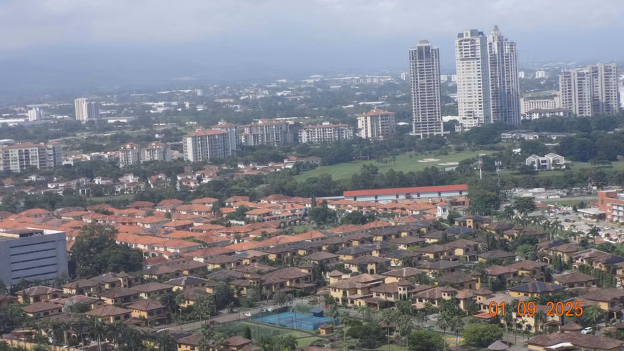 ÁGUILA BIENES RAÍCES VENDE PENTHOUSE EN COSTA DEL ESTE