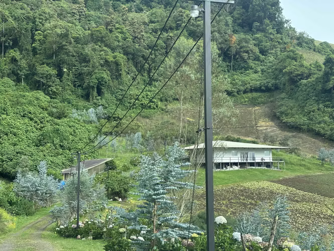 SE ALQUILA APARTAMENTO AMOBLADO EN CERRO PUNTA