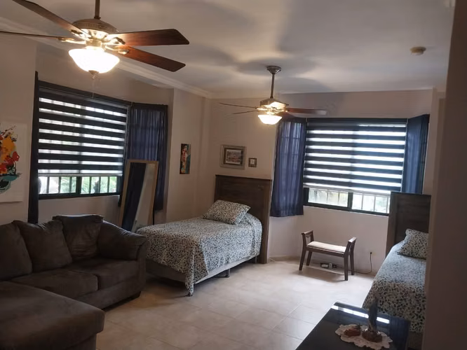 Se VENDE casa en El Carmen!
