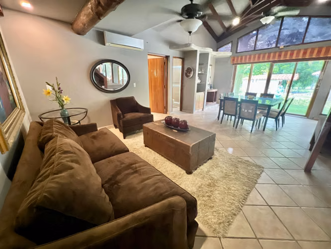 CORONADO CLUB DE GOLF CASA EN VENTA