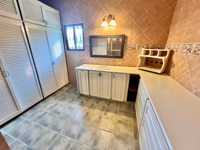 CORONADO CLUB DE GOLF CASA EN VENTA