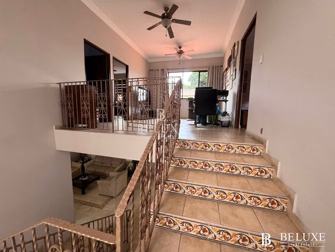 VENTA DE CASA INDEPENDIENTE Y MODERNA EN EL CARMEN (13)