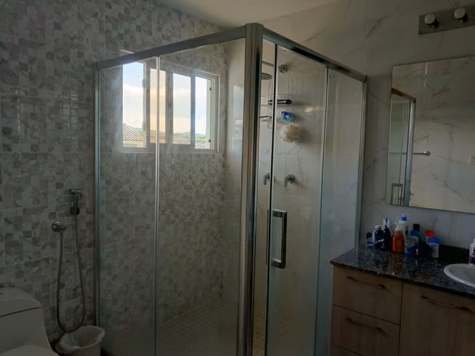 Alquiler de casa amoblada en Brisas del Golf Norte – $1,600 negociable