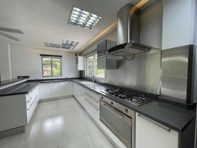 CASA CLAYTON  ALQUILER REBAJADO LÍNEA. BLANCA - Imagen 6