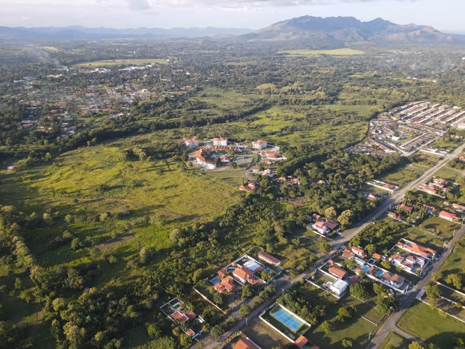 Banco vende terreno de  84.7 hectáreas en Gorgona, zona de playas
