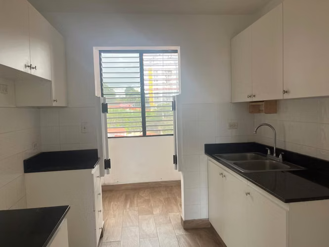 Banco Vende P.H. Torre del Sol III – Hato Pintado - Imagen 3