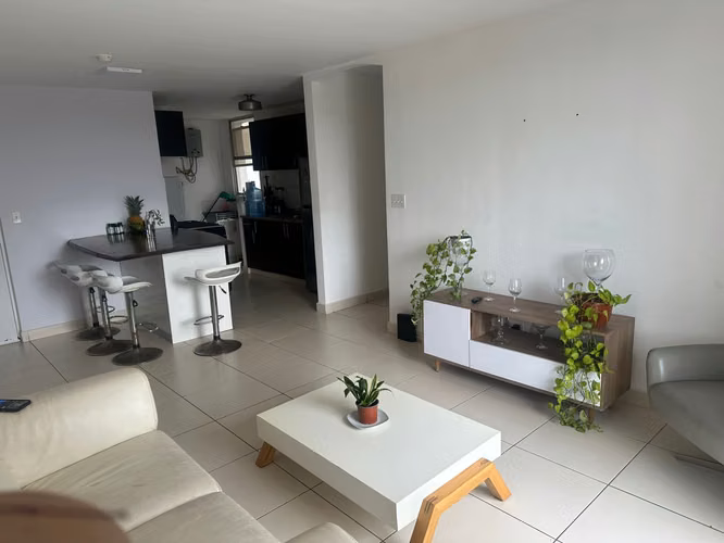 Melissa Foster Luxury Vende Hermoso Apto en PH Torres de Toscana. MFR1723 - Imagen 2