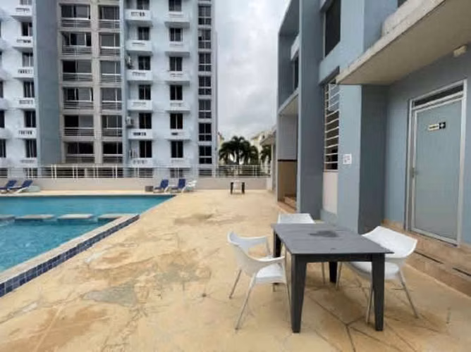 Melissa Foster Luxury Vende Hermoso Apto, Ph McGregor Heights.MFR1724