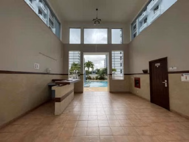 Melissa Foster Luxury Vende Hermoso Apto, Ph McGregor Heights.MFR1724