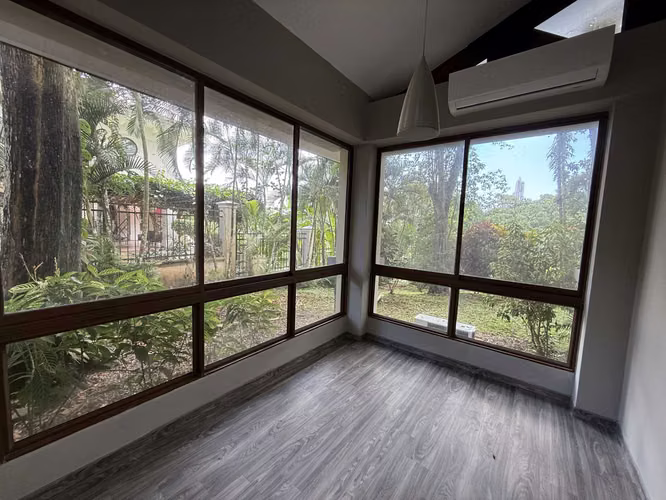 Se Alquila Casa en Urbanizacion Camino de Cruces  - Imagen 4
