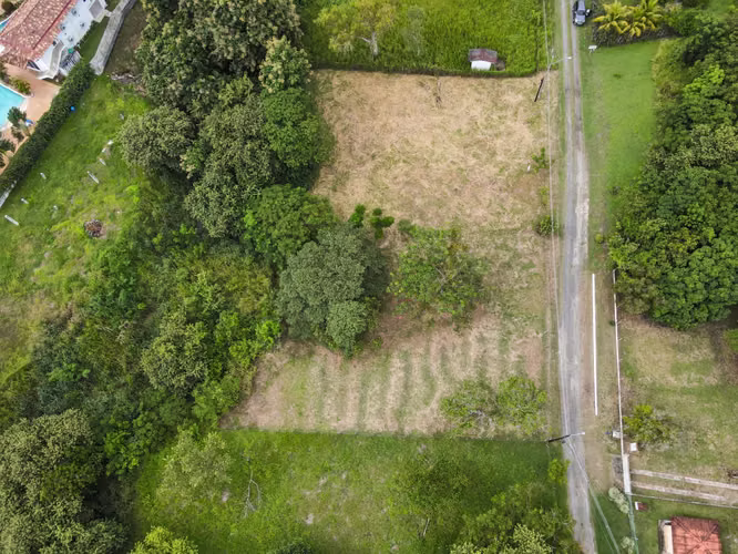 Lote en Rio Mar Cerca de la Playa en Venta