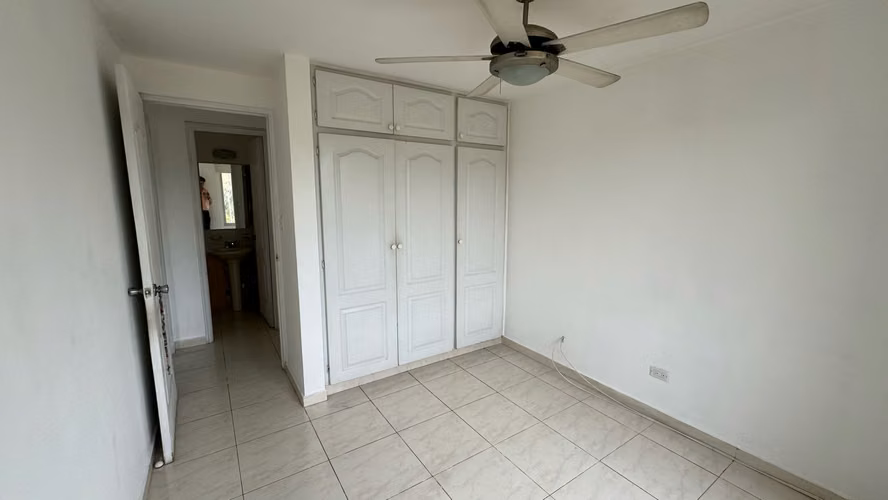 Vendo Apartamento en Altos de Panama