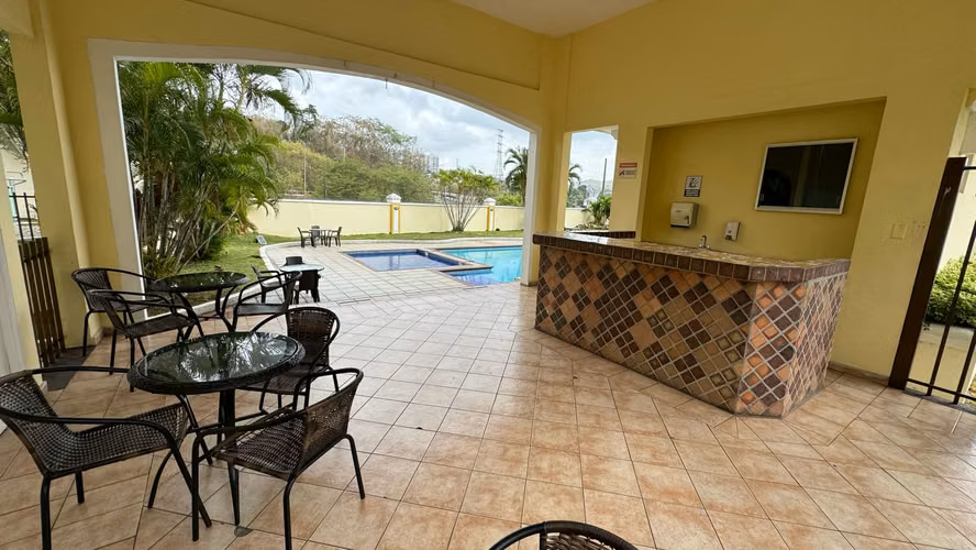 Vendo Apartamento en Altos de Panama
