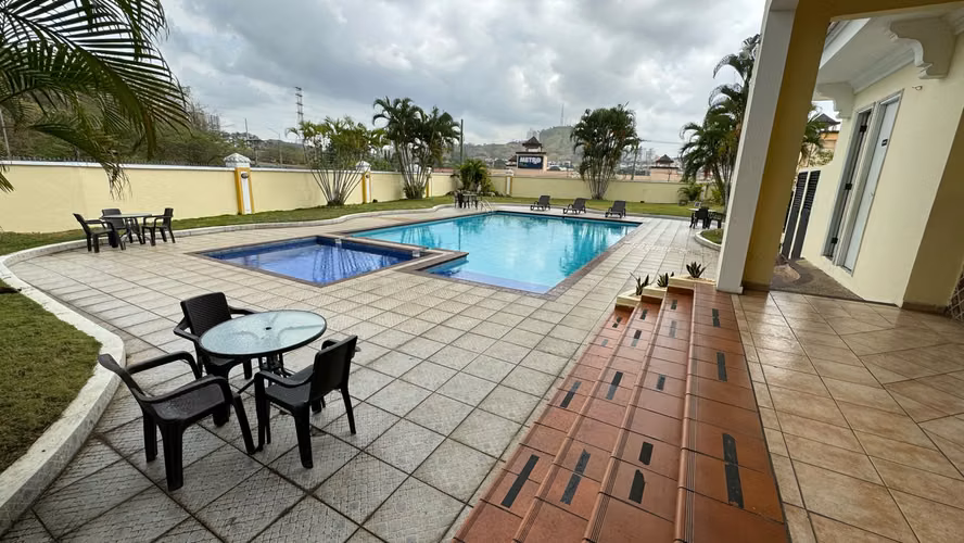 Vendo Apartamento en Altos de Panama