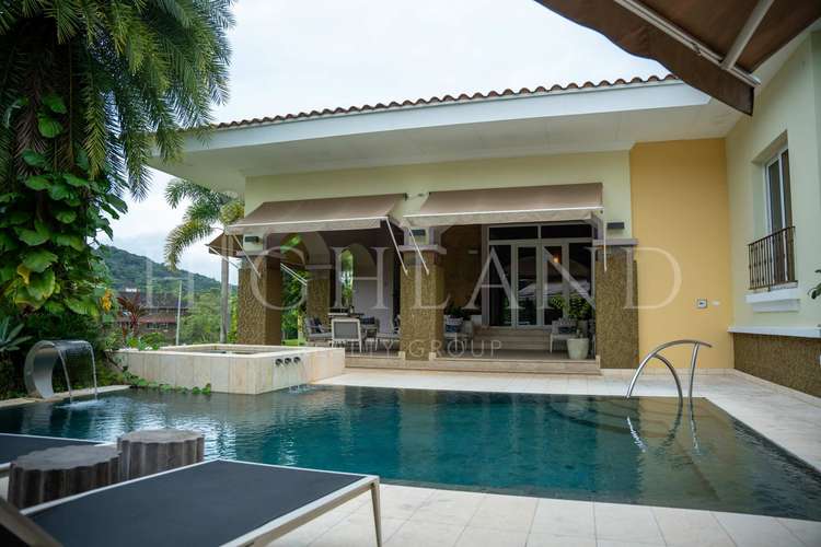 Se vende lujosa, hermosa y amplia casa en la exclusiva zona Tucán Country Club - Cocolí -Panamá - Imagen 8