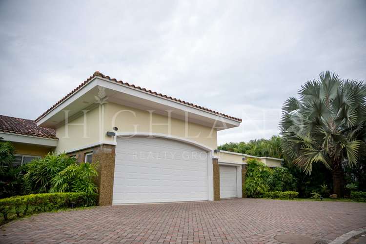 Se vende lujosa, hermosa y amplia casa en la exclusiva zona Tucán Country Club - Cocolí -Panamá - Imagen 6