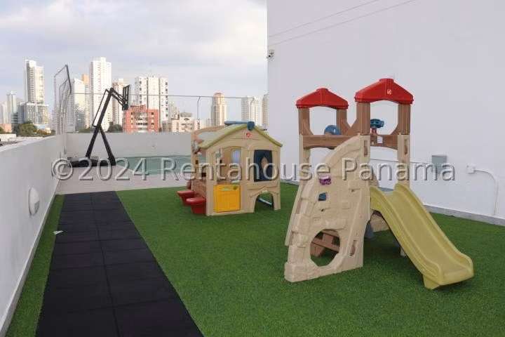 Venta de Apartamento de 81 m2 en PH Metropolitan Park, Vía España 26-3747GG