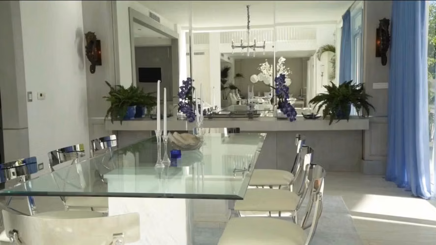 Se alquila casa en Buenaventura