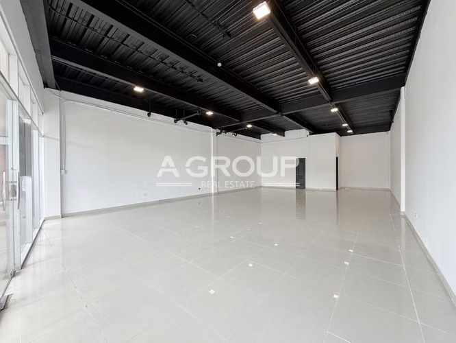 Oportunidad – Local Comercial en Galería Cincuentenario