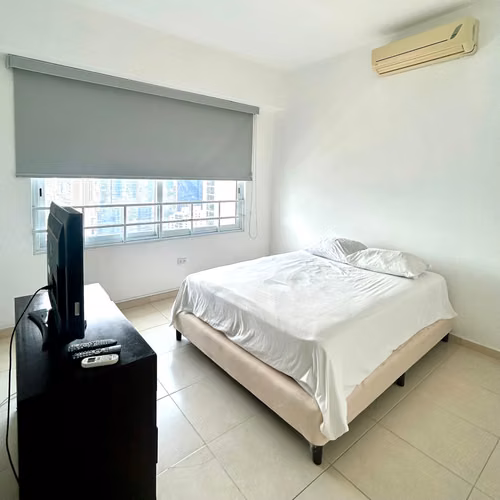 Apartamento EN VENTA, primera linea de la Ave. Balboa - Imagen 6