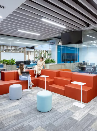 Alquiler de oficina terminada en Costa del Este, 2,321m2
