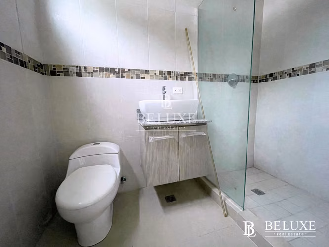 VENTA DE APARTAMENTO EN PH RIOMAR, SAN CARLOS (26)