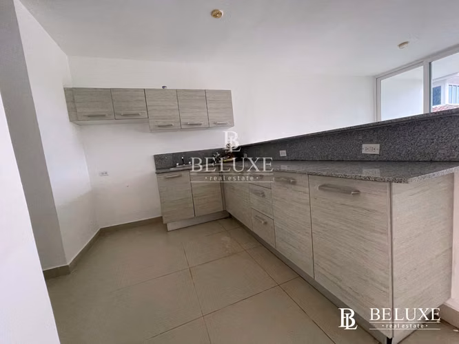 VENTA DE APARTAMENTO EN PH RIOMAR, SAN CARLOS (26)