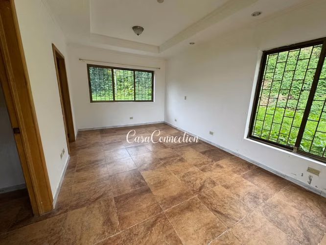 SE VENDE CASA PRECIO POR DEBAJO DE AVALUO CON VISTAS A LAS MONTAÑAS - Imagen 11