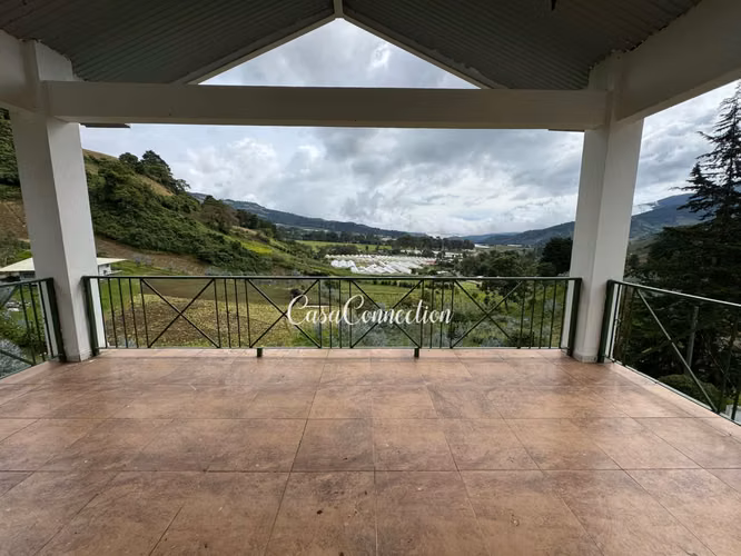 SE VENDE CASA PRECIO POR DEBAJO DE AVALUO CON VISTAS A LAS MONTAÑAS - Imagen 18