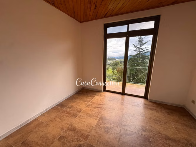 SE VENDE CASA PRECIO POR DEBAJO DE AVALUO CON VISTAS A LAS MONTAÑAS - Imagen 10