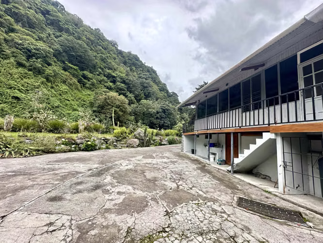 SE VENDE AMPLIA PROPIEDAD EN 5 HECTAREAS JUNTO AL RIO EN TIERRAS ALTAS