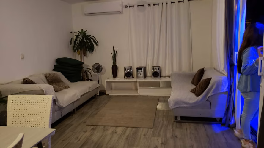 Se alquila por noche casa de playa con piscina en coronado