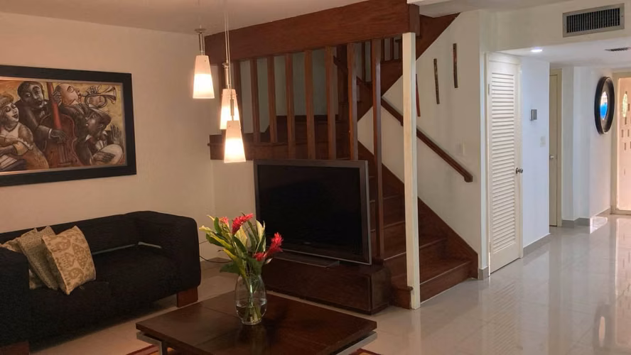 Melissa Foster Luxury Alquila Hermosa Casa tipo duplex en Villas de Howard MFR1729 - Imagen 17