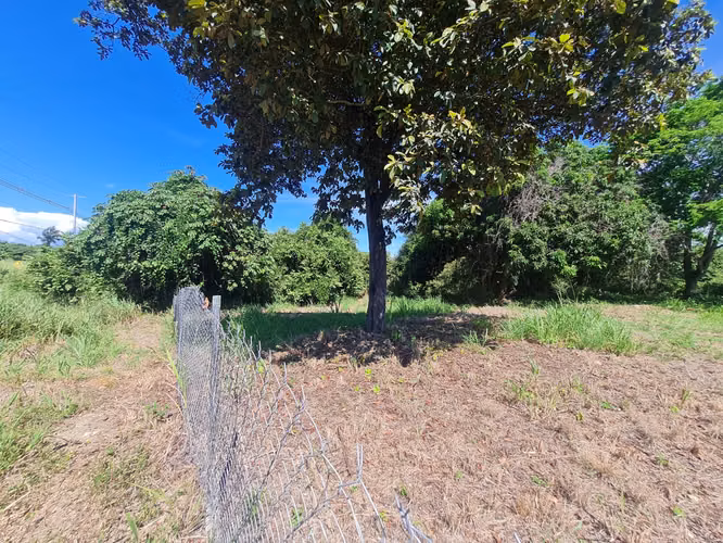 VENDO LOTE SANTA CLARA 2,345 m2  Interamericana Frente 80 mt.