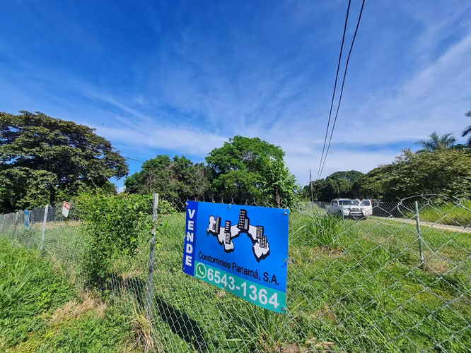 VENDO LOTE SANTA CLARA 2,345 m2  Interamericana Frente 80 mt.