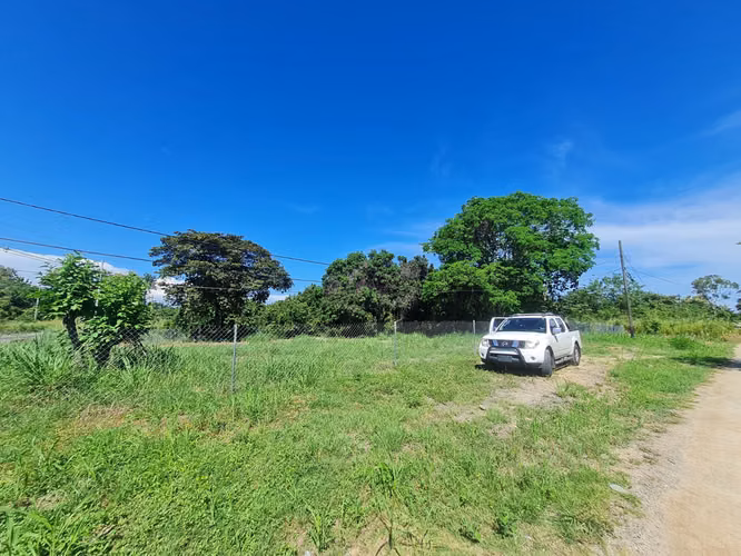 VENDO LOTE SANTA CLARA 2,345 m2  Interamericana Frente 80 mt.