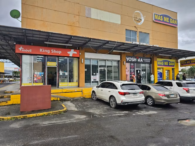 Se Vende Local en 4 Altos Colón