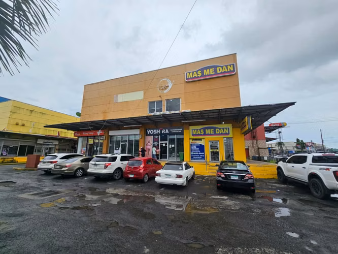 Se Vende Local en 4 Altos Colón