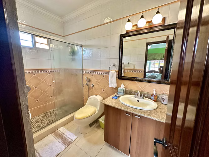 Se vende casa en Rainforest Villas, Las Huacas