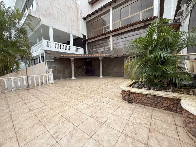 Se vende casa multinivel en Dos Mares. - Imagen 17