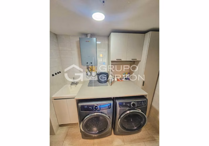 Venta de apartamento con balcón en Panamá Pacífico (PH Explora)
