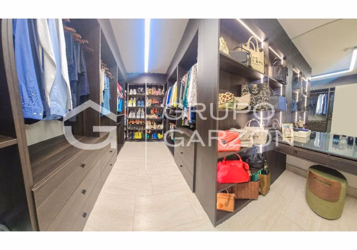 Venta de apartamento con balcón en Panamá Pacífico (PH Explora)