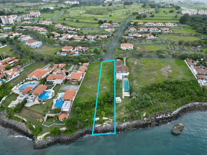 VISTA MAR TERRENO FRENTE AL MAR EN VENTA